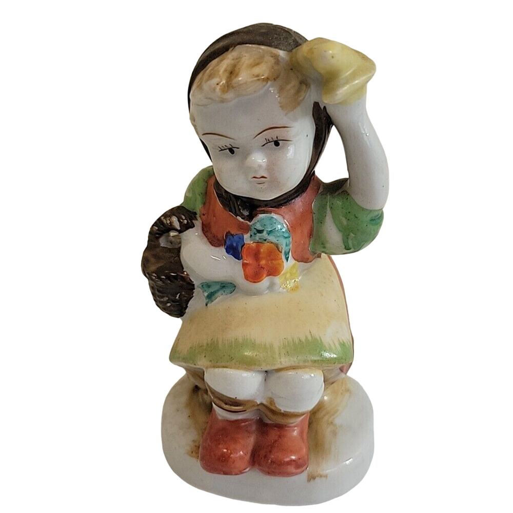 Vintage Hummel Style‎ Girl with Bandana Made in Occupied Japan Figurine